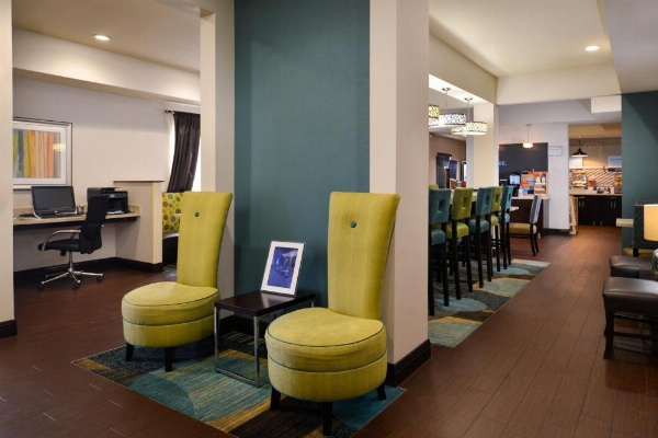 Holiday Inn Express Montgomery East I-85 image 15