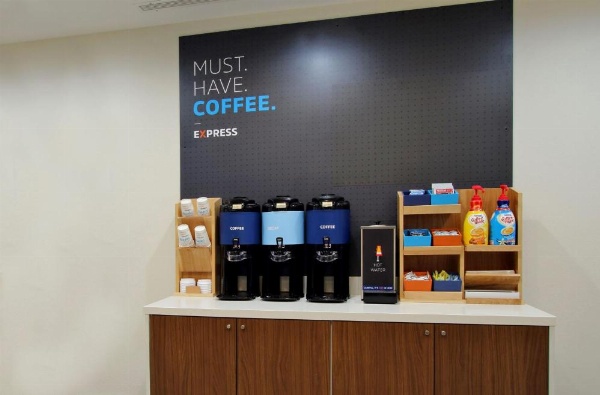 Holiday Inn Express Montgomery East I-85 image 16