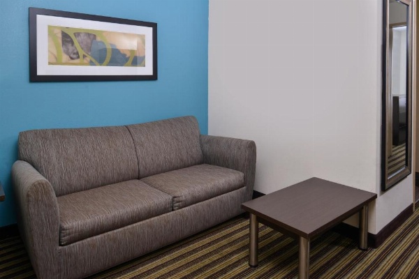 Holiday Inn Express Montgomery East I-85 image 33